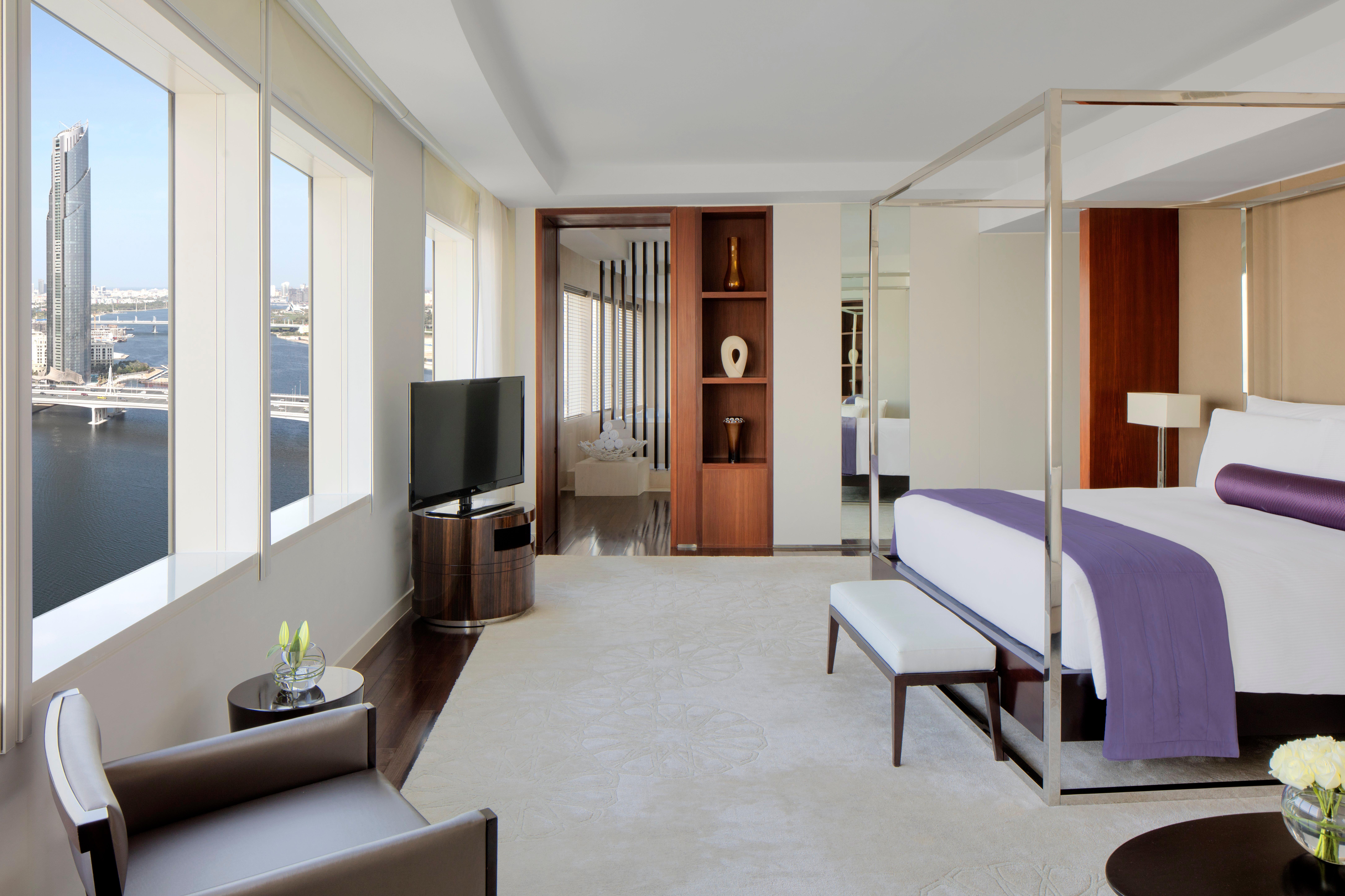 Intercontinental Dubai Festival City By Ihg Exterior photo Suite
