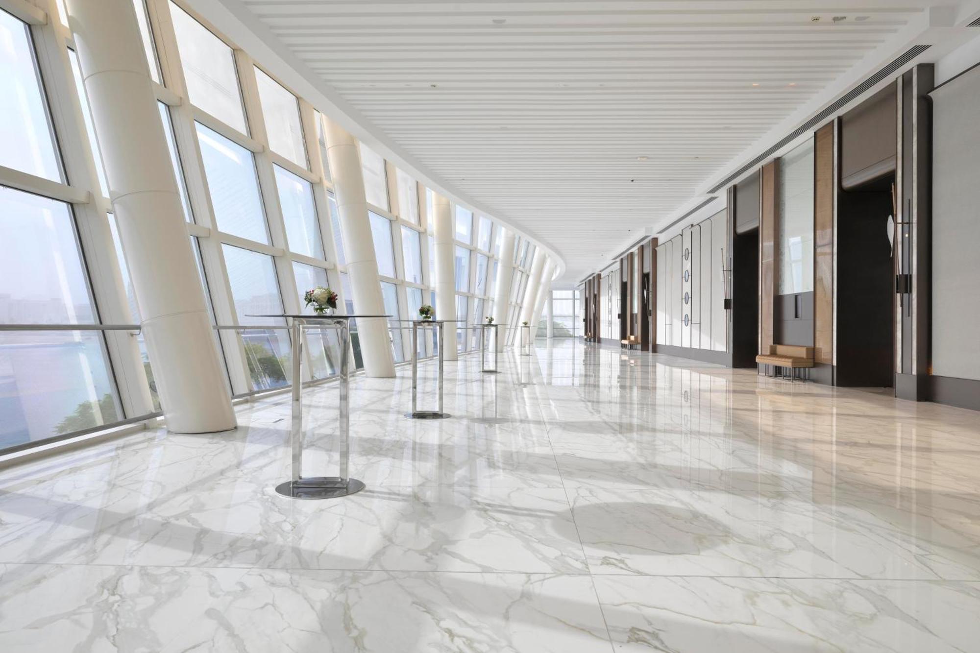 Intercontinental Dubai Festival City By Ihg Exterior photo Interior of the hotel